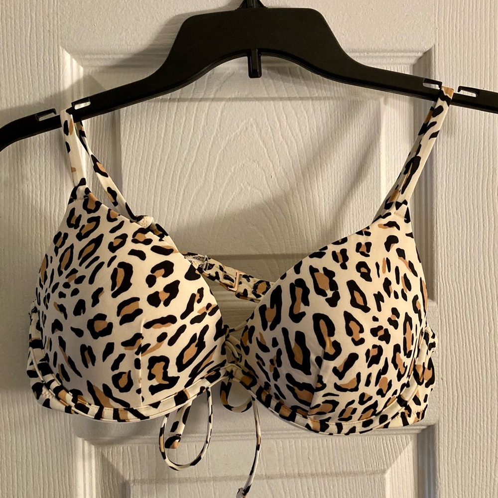 Shade & Shore leopard print bikini top, 34C